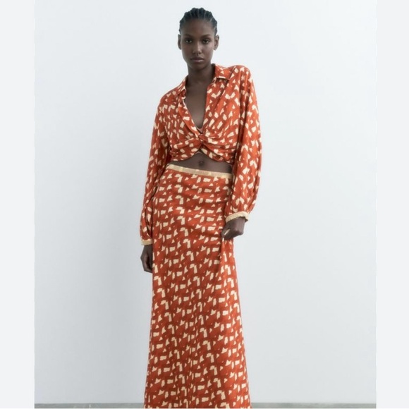 Zara printed cropped knot beaded cuff blouse NWT - Picture 3 of 12